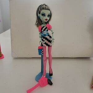 Sold Monster High Frankie Stein Dawn of the Dance G1 First Wave 2009